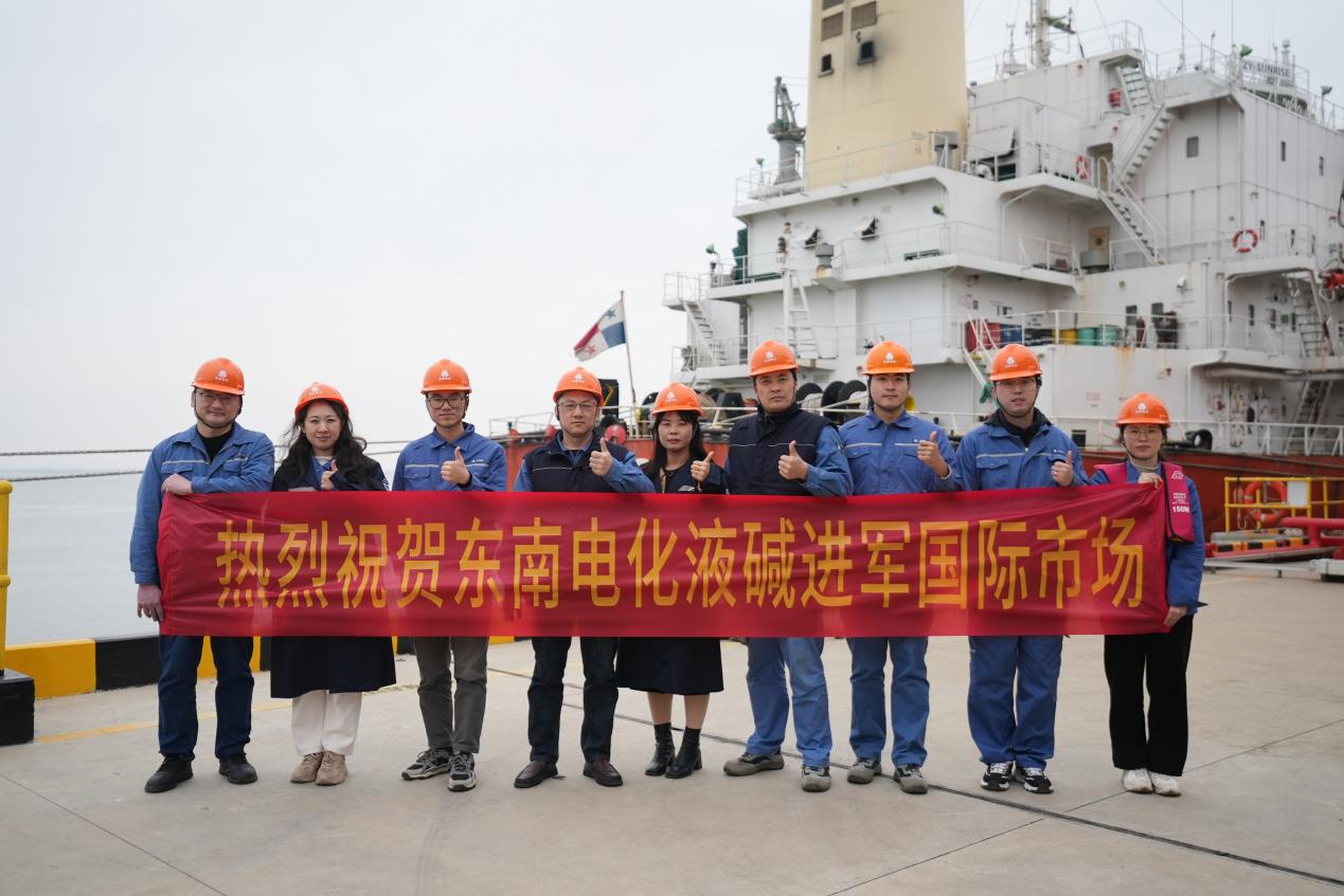 图片24.jpg 图片24.jpg